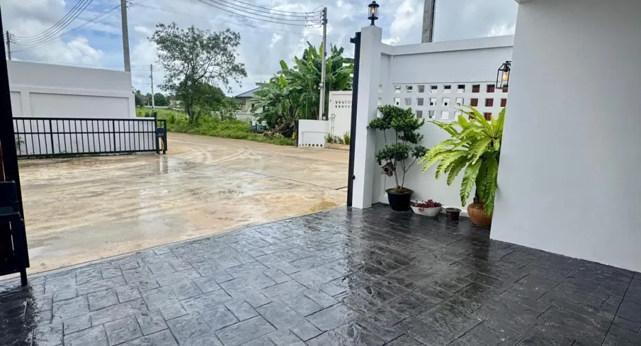 For sale 4 bedrooms villa in Thalang, Phuket