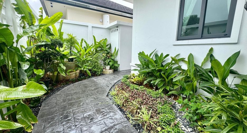 For sale 4 bedrooms villa in Thalang, Phuket