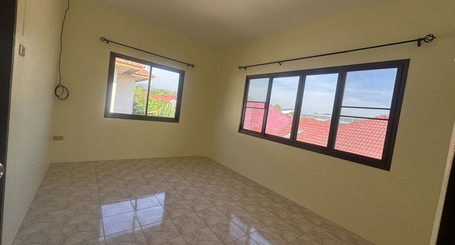 For rent 3 bedrooms house in Sattahip, Chonburi
