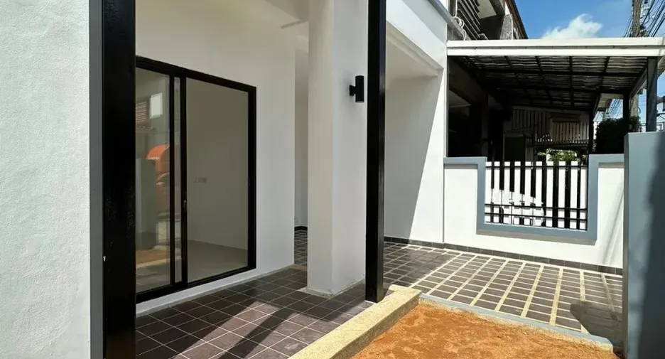 For sale 3 ベッドルーム townhouse in Mueang Phuket, Phuket