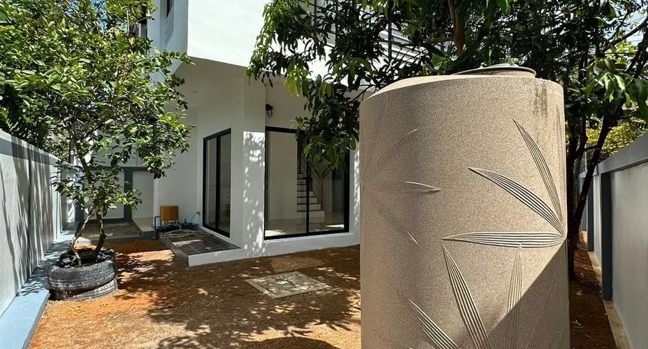 Reihenhaus zum Kauf mit 3 Zimmer in Mueang Phuket, Phuket