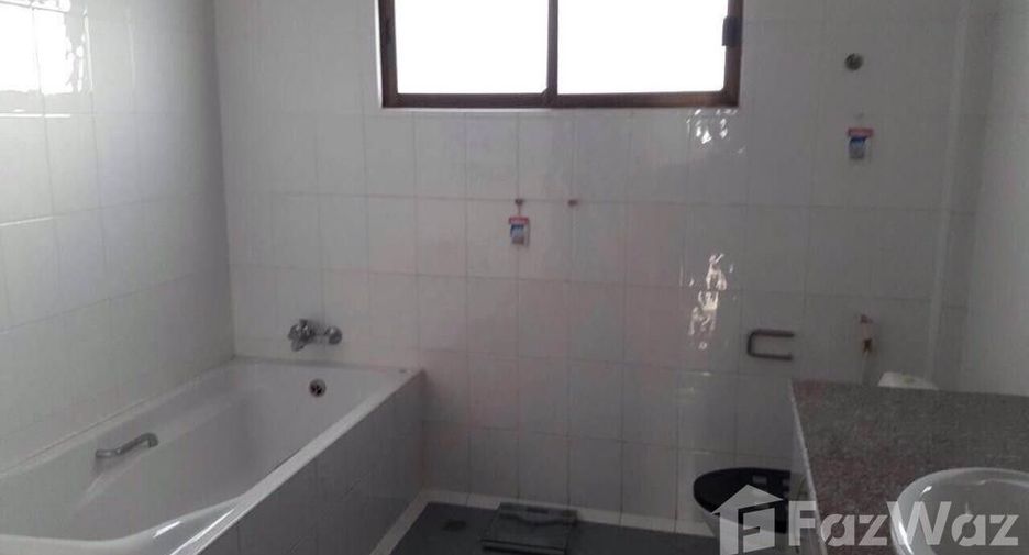 For sale 4 bedrooms villa in Hua Hin, Prachuap Khiri Khan