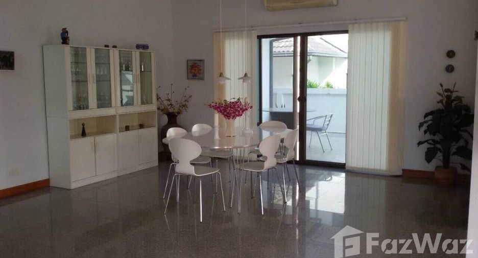 For sale 4 bedrooms villa in Hua Hin, Prachuap Khiri Khan