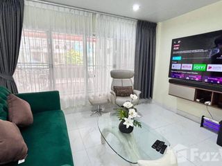 出售 4 卧室 联排别墅 在 Kathu, 普吉