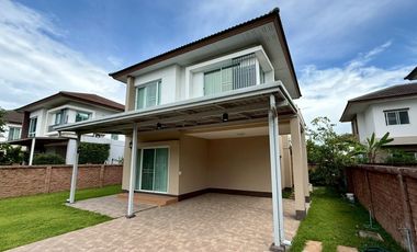 For rent 3 bedrooms house in San Kamphaeng, Chiang Mai