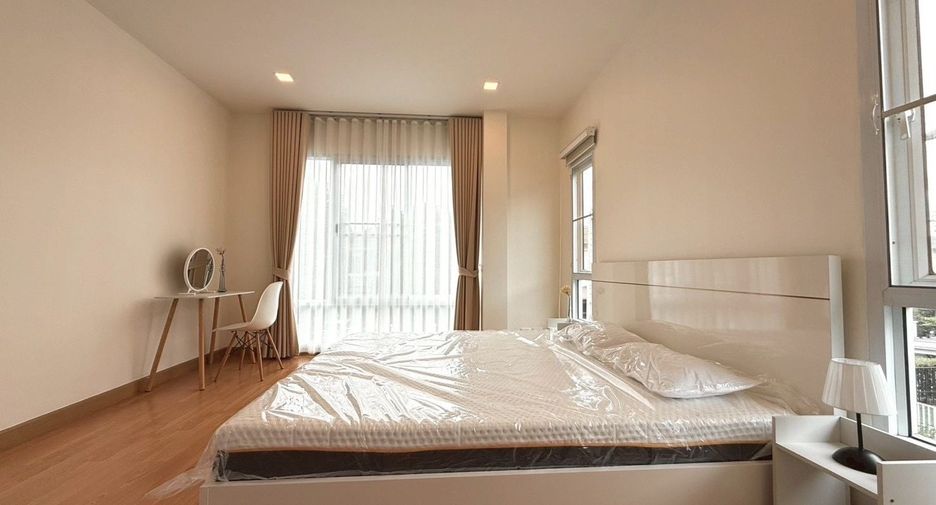 For rent 3 bedrooms house in San Kamphaeng, Chiang Mai