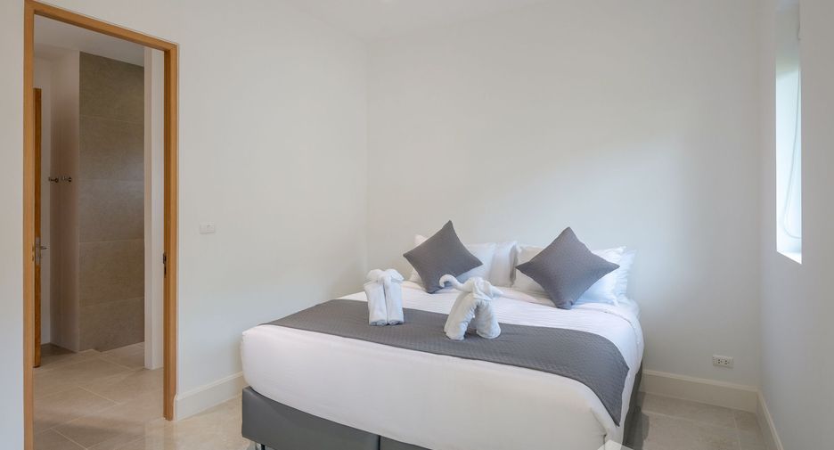For rent 5 bedrooms villa in Hua Hin, Prachuap Khiri Khan