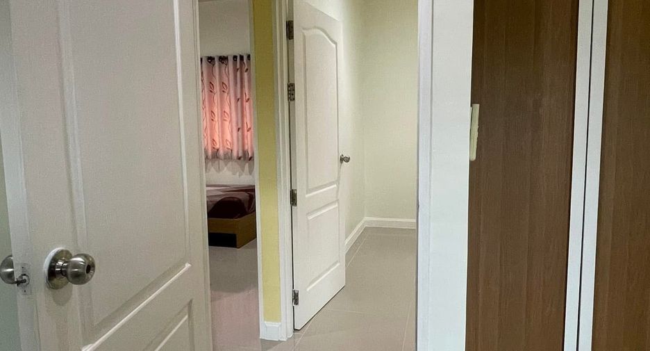 For rent 4 bedrooms townhouse in Thalang, Phuket