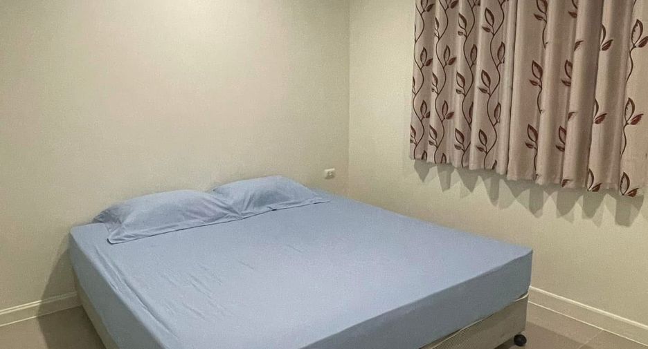 For rent 4 bedrooms townhouse in Thalang, Phuket