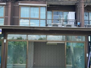 À vendre 1 chambre local commercial à Pak Kret, Nonthaburi
