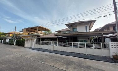 Casa en venta de 5 habitaciones en Prawet, Bangkok