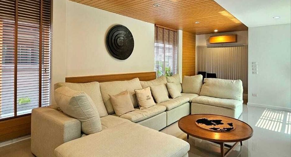 Casa en venta de 5 habitaciones en Prawet, Bangkok