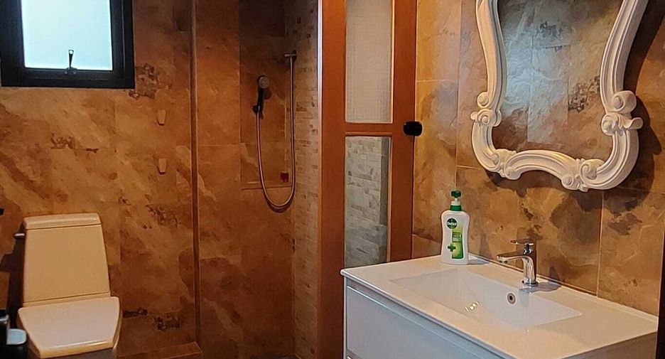 Casa en venta de 5 habitaciones en Prawet, Bangkok