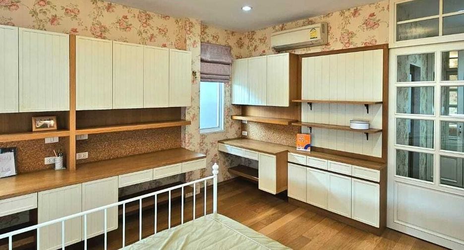 Casa en venta de 5 habitaciones en Prawet, Bangkok