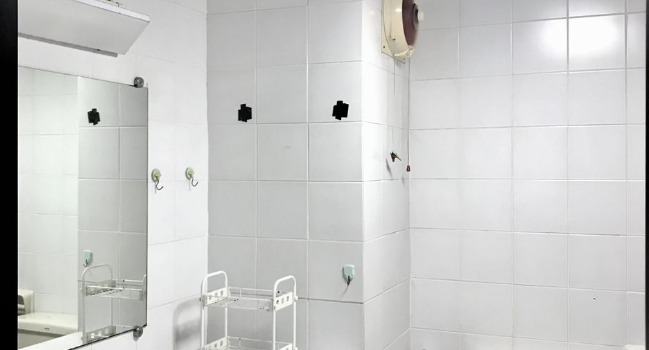 For sale and for rent 1 bed condo in Si Racha, Chonburi