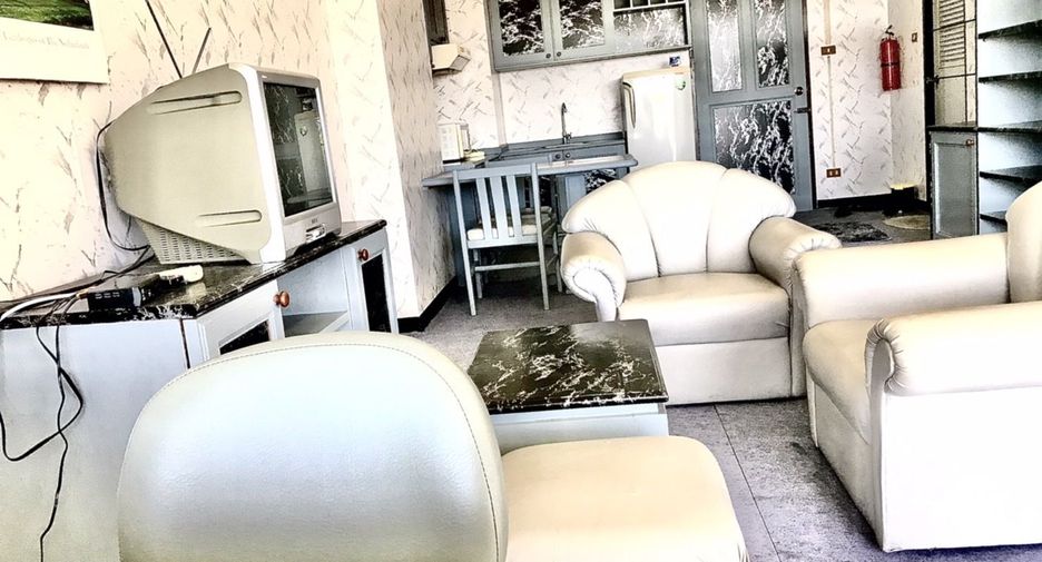 For sale and for rent 1 bed condo in Si Racha, Chonburi