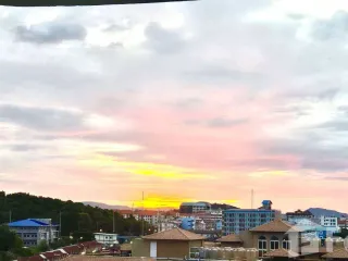 出售 和 出租 1 卧室 公寓 在 Si Racha, Chon Buri