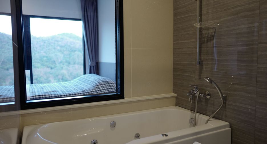For sale 1 bed condo in Si Racha, Chonburi