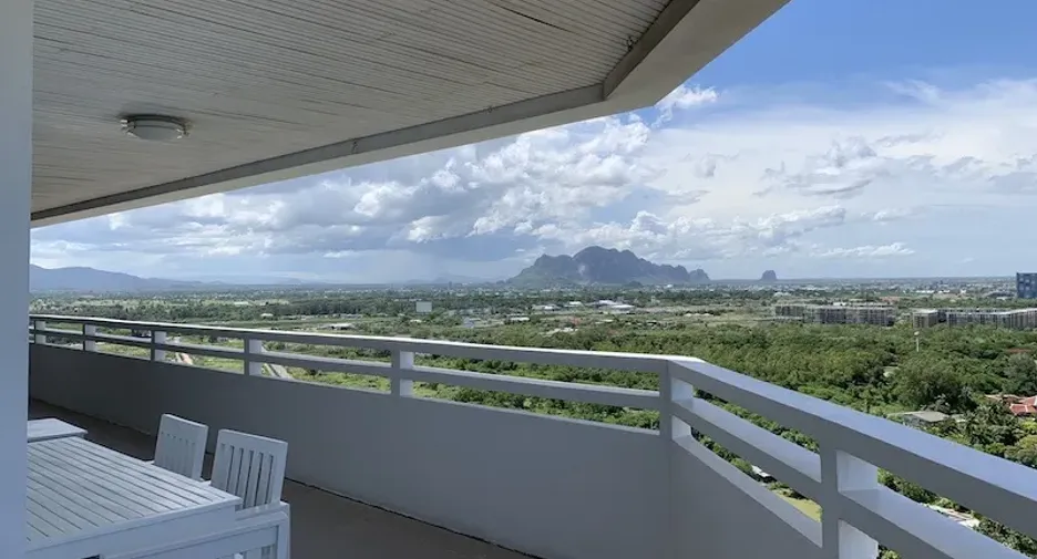 For sale 3 bedrooms condo in Cha Am, Phetchaburi