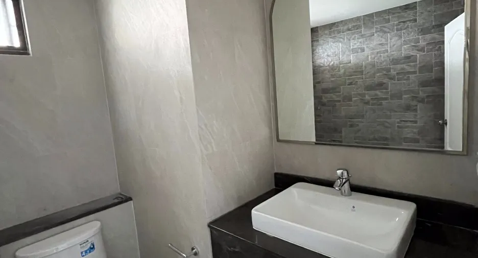 For sale 3 bedrooms condo in Cha Am, Phetchaburi