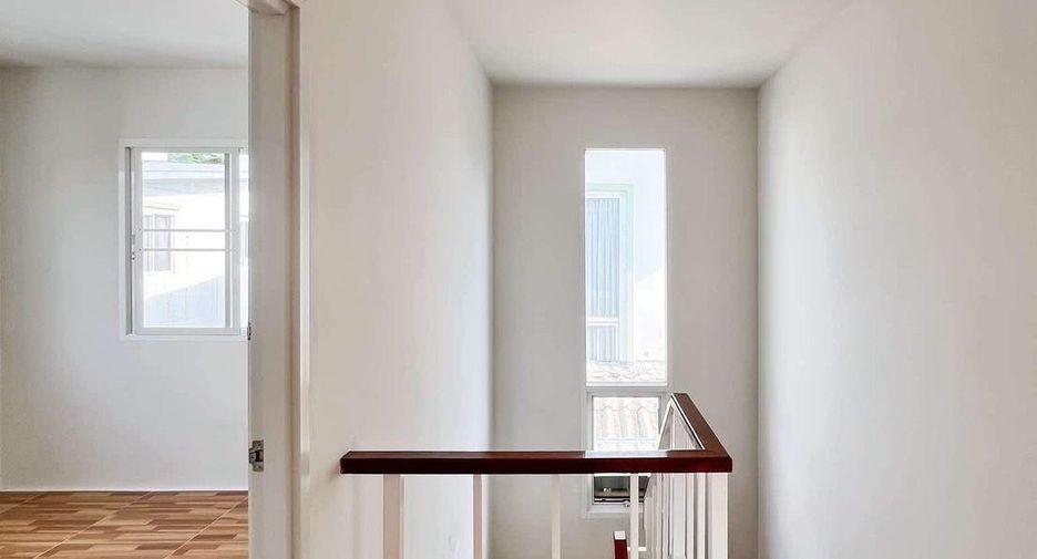 For sale 3 bedrooms house in Nong Chok, Bangkok