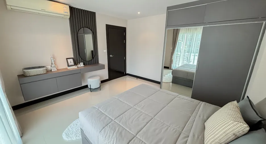 For sale 3 bedrooms condo in Hua Hin, Prachuap Khiri Khan
