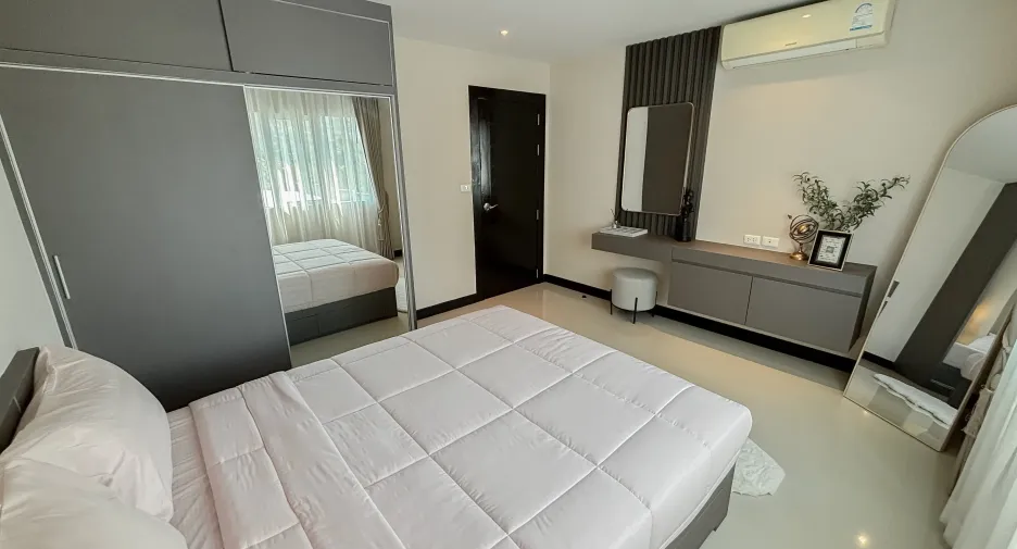 For sale 3 bedrooms condo in Hua Hin, Prachuap Khiri Khan