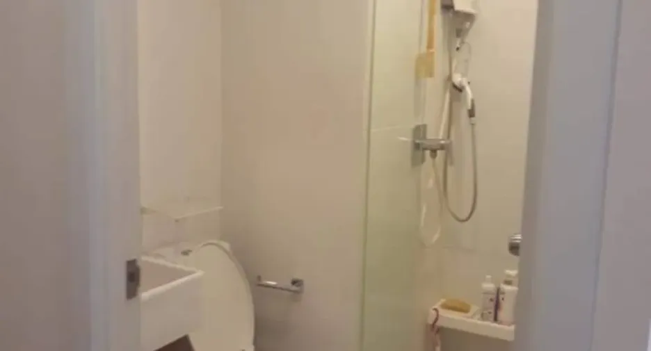 Condo en venta de estudio en Yan Nawa, Bangkok