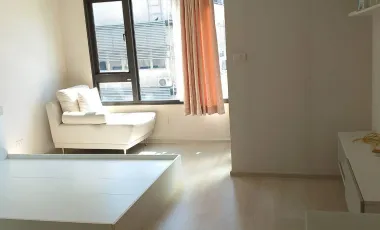 For sale studio condo in Yan Nawa, Bangkok