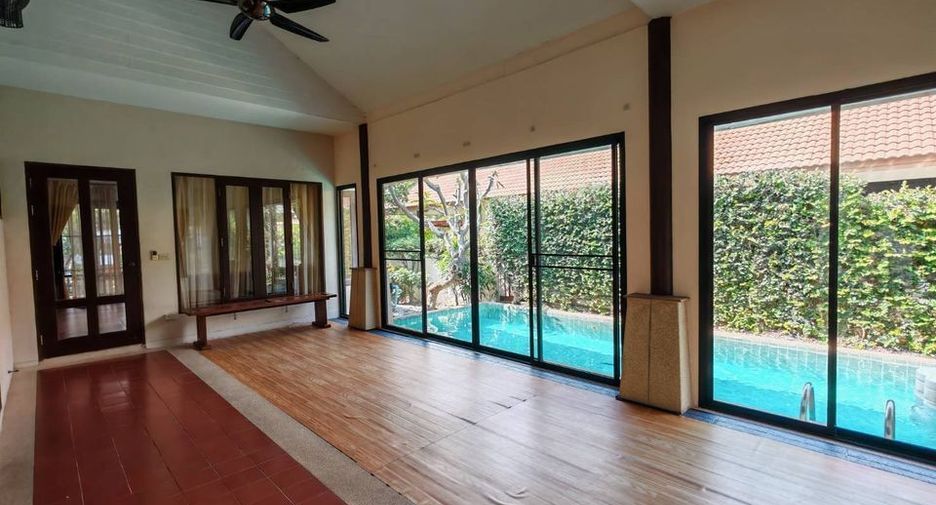 For rent 3 bedrooms house in Hua Hin, Prachuap Khiri Khan