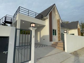 À vendre 3 chambres villa à Hua Hin, Prachuap Khiri Khan
