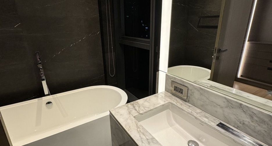 For sale and for rent 2 bedrooms condo in Watthana, Bangkok