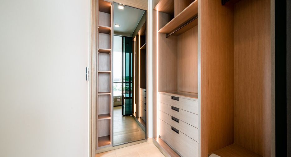 For sale and for rent 2 bedrooms condo in Watthana, Bangkok