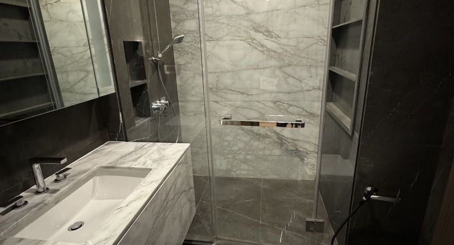 For sale and for rent 2 bedrooms condo in Watthana, Bangkok