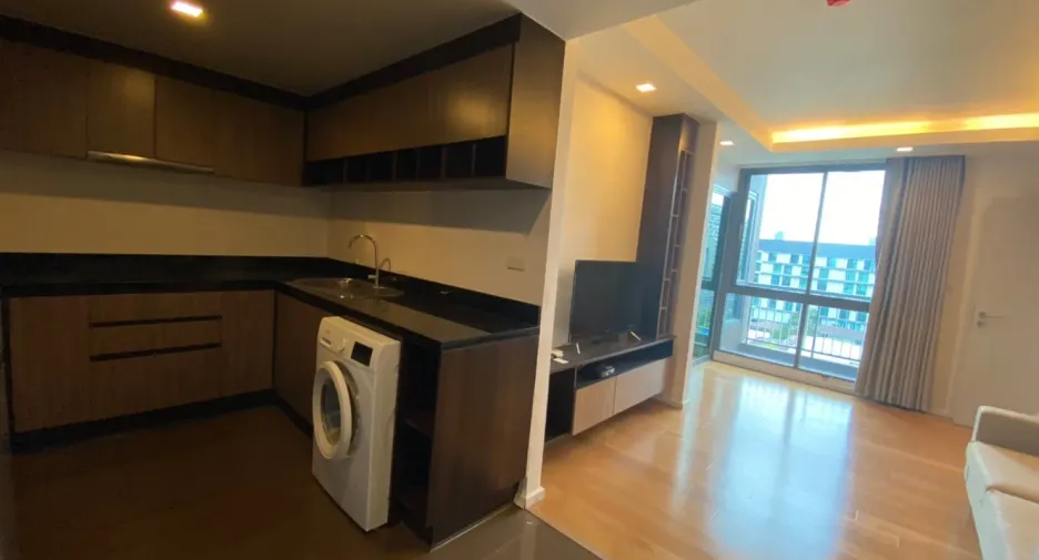 For sale and for rent 2 bedrooms condo in Khlong Toei, Bangkok