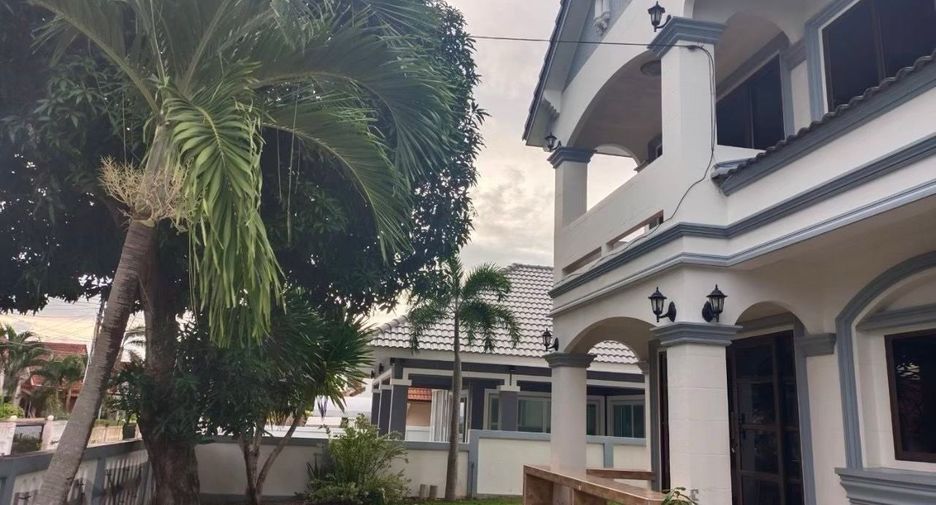 For sale 4 bedrooms house in Bang Lamung, Chonburi