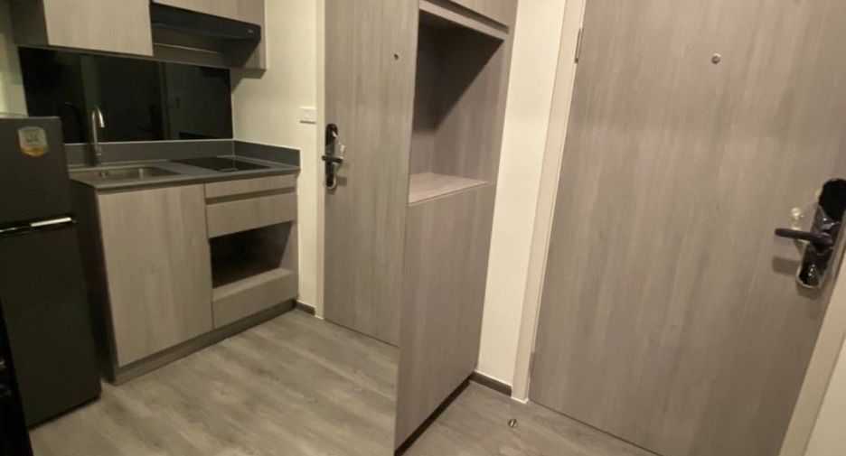 Condo en venta de estudio en Phra Khanong, Bangkok