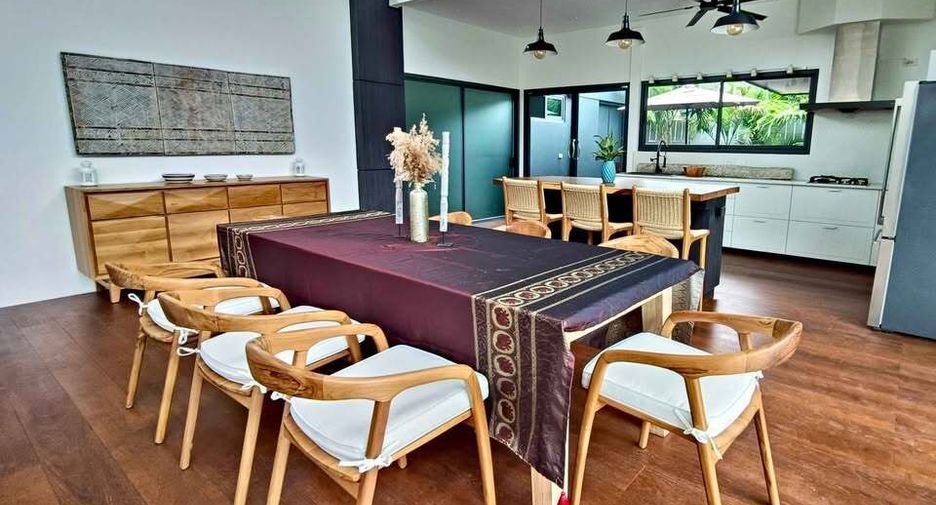 À vendre 4 chambres villa à Mueang Phuket, Phuket