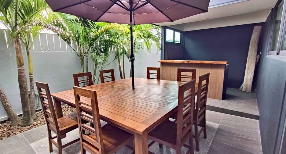 À vendre 4 chambres villa à Mueang Phuket, Phuket
