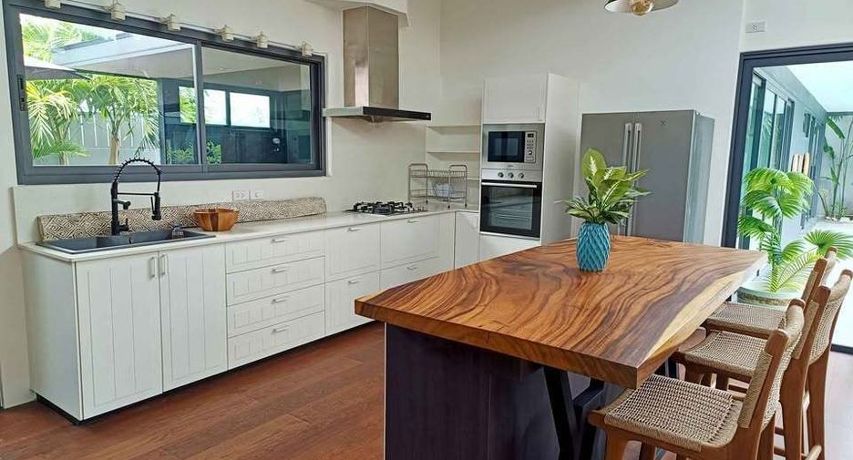 À vendre 4 chambres villa à Mueang Phuket, Phuket