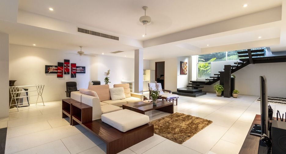For sale 3 bedrooms villa in Thalang, Phuket