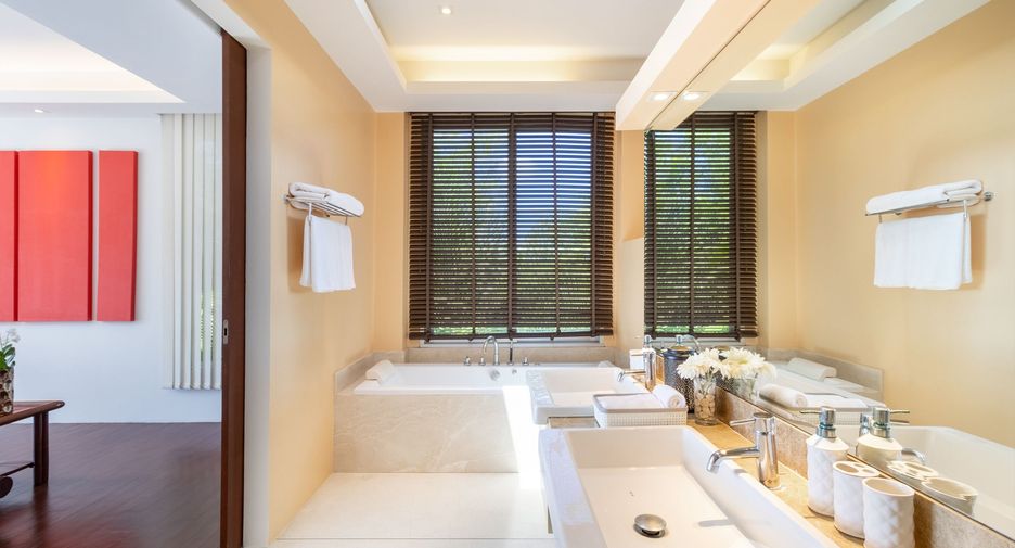 For sale 3 bedrooms villa in Thalang, Phuket