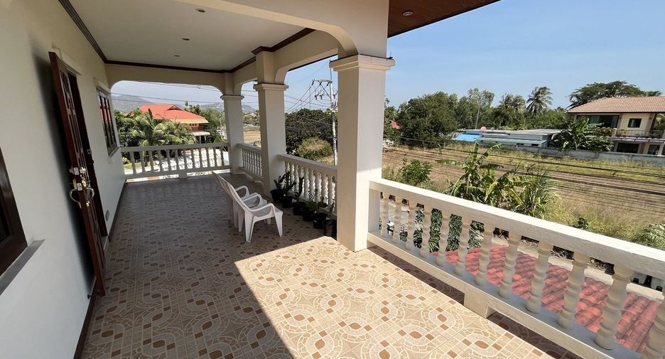 For sale 7 ベッドルーム villa in Hua Hin, Prachuap Khiri Khan