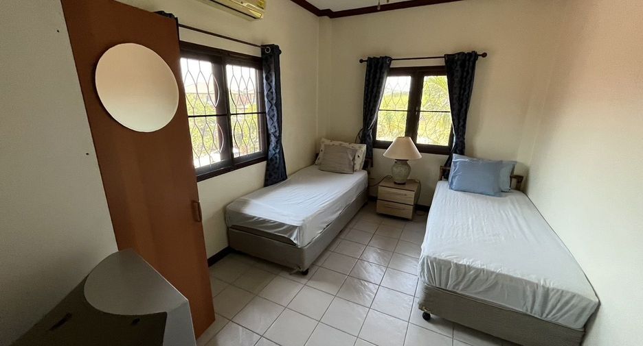 For sale 7 ベッドルーム villa in Hua Hin, Prachuap Khiri Khan