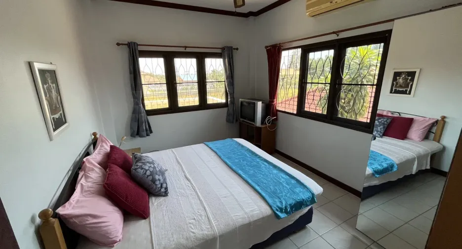 For sale 7 ベッドルーム villa in Hua Hin, Prachuap Khiri Khan