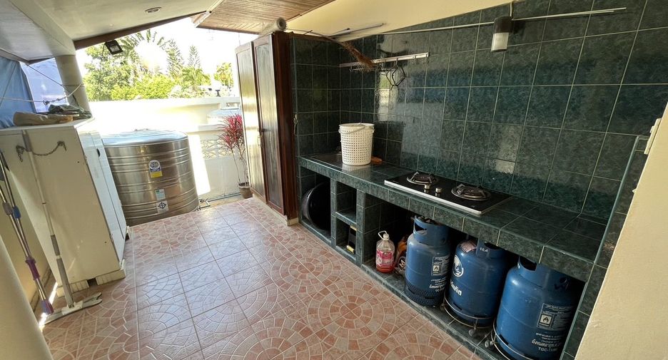 For sale 7 ベッドルーム villa in Hua Hin, Prachuap Khiri Khan