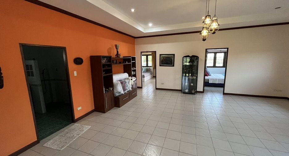 For sale 7 ベッドルーム villa in Hua Hin, Prachuap Khiri Khan