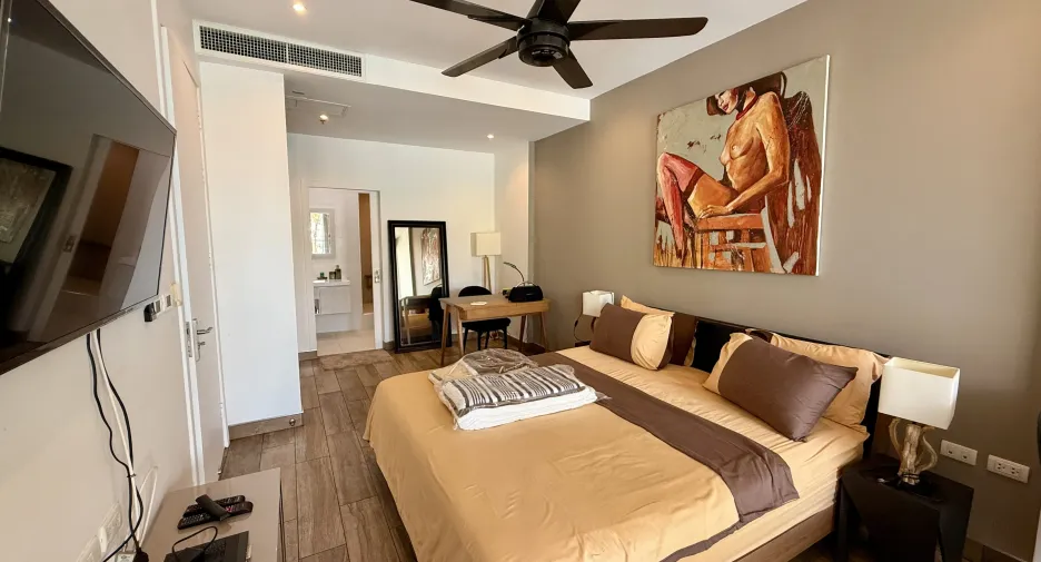 For sale 4 bedrooms condo in Jomtien, Pattaya