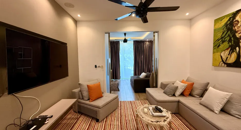 For sale 4 bedrooms condo in Jomtien, Pattaya