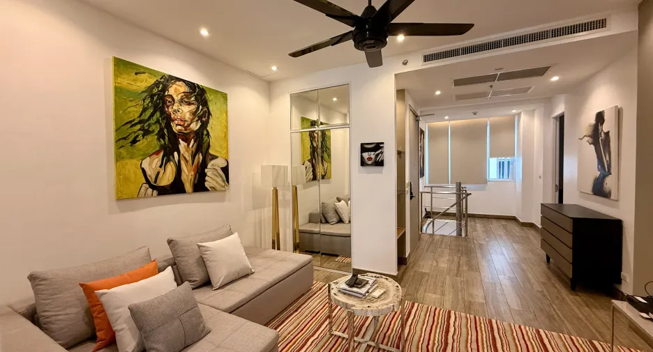For sale 4 bedrooms condo in Jomtien, Pattaya